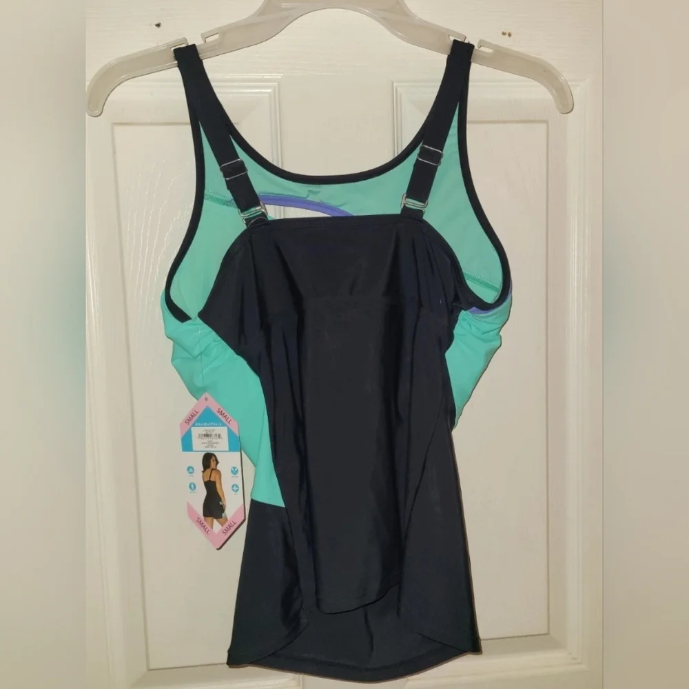 NWT Free Country Women's Swimsuit Tankini TOP Spearmint Swim Wear Size Small - Picture 4 of 7